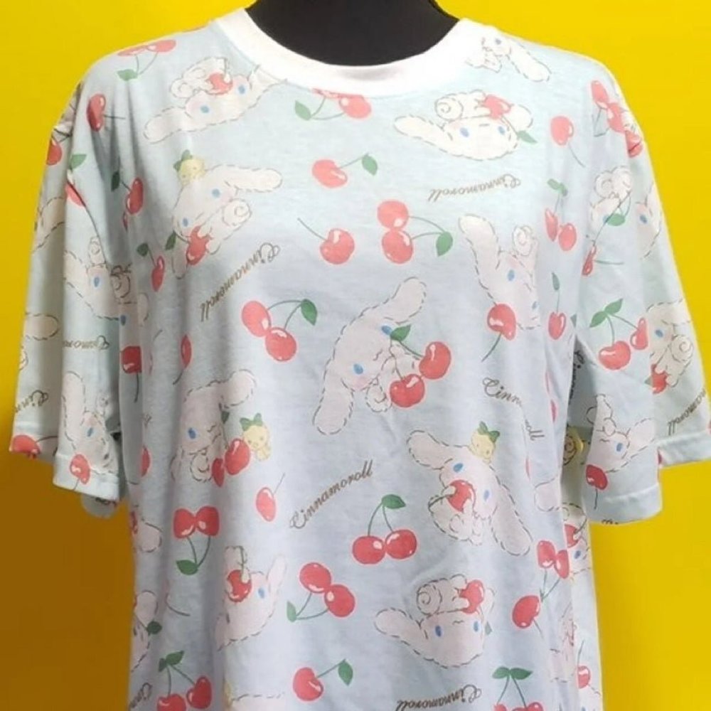 Cinnamoroll shirt Sanrio Large NEW authentic one available